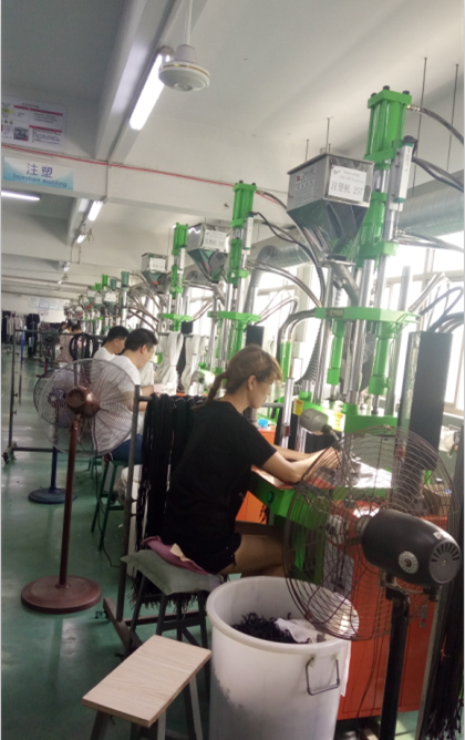 线束数控注塑机