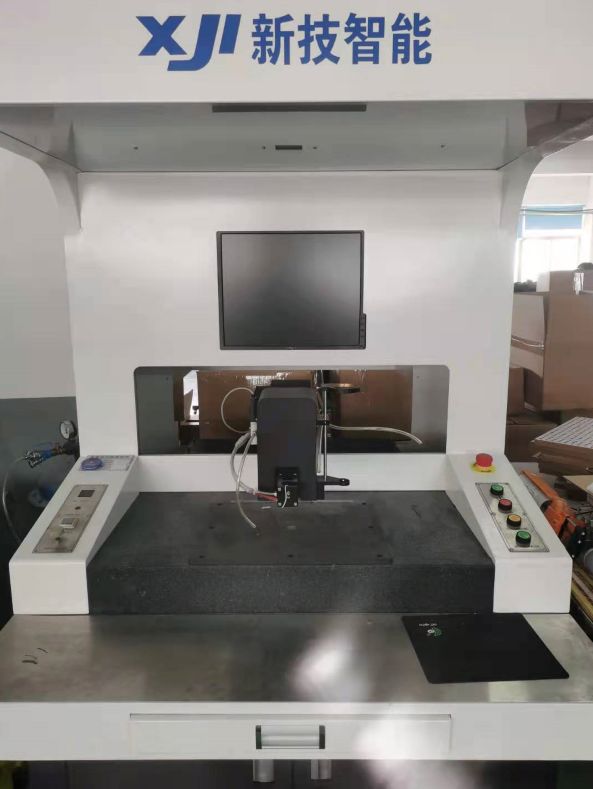 自动定位点胶机